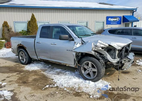 2010 Dodge Ram 1500 z USA, uszkodzony, nr VIN 1D7RB1GP3AS104908